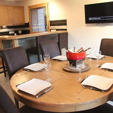 T3 Avec Services Hoteliers Et Garage - - Fr-1-459-87 La Clusaz